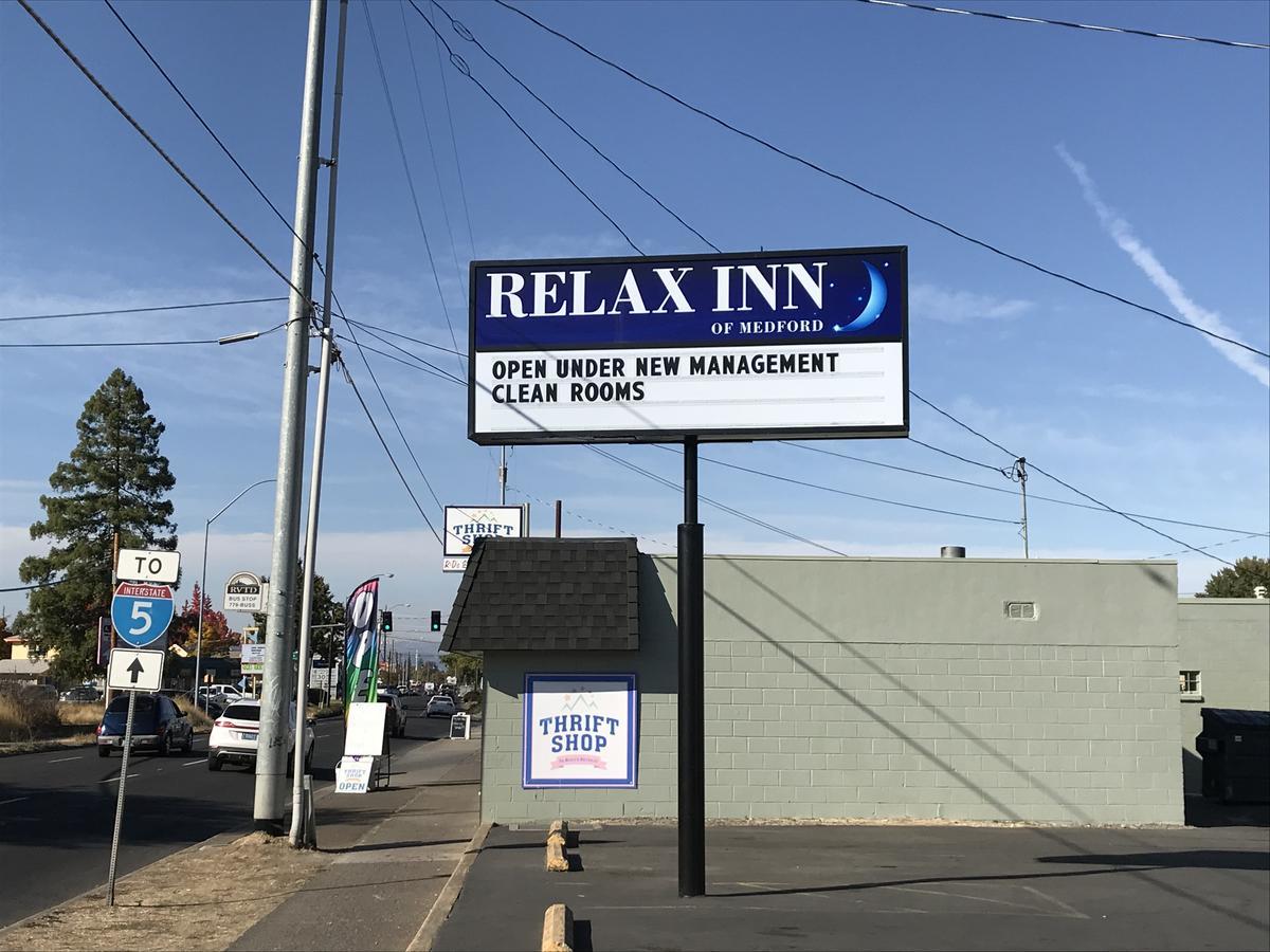 Relax Inn Of Medford Eksteriør billede
